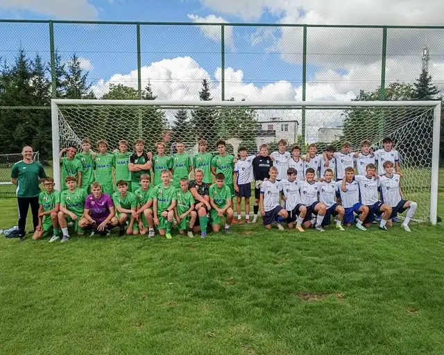 Juniorzy młodsi Unii Wąbrzeźno w sparingu z Victorią Lisewo