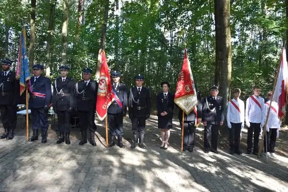 Hołd dla ofiar zbrodni w Łopatkach – uroczystości patriotyczne 19 września