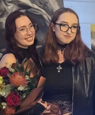 Weronika Piasecka i „Anatomia duszy” – tłumy na debiutanckim wernisażu w Wąbrzeźnie