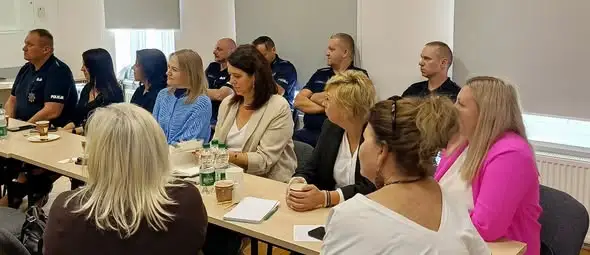 Wąbrzeźno: policja, sąd i pomoc społeczna łączą siły przeciw przemocy domowej